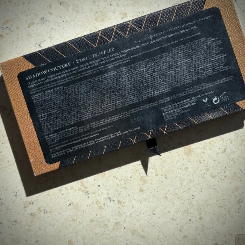 ABH World Traveler Eye Shadow Palette